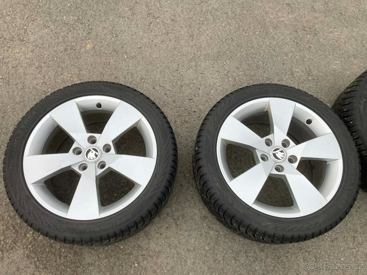 originál 17" alu kola ze Škoda Octavia 3 - 2
