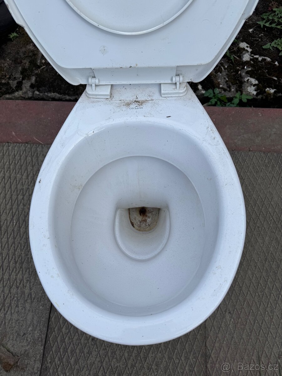 Záchodová mísa - 2