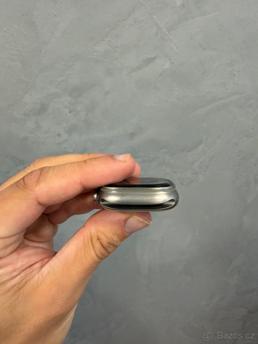 Apple Watch Ultra 2 49 mm GPS + Cellular - 2