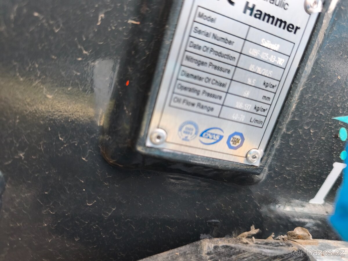 Hydraulické kladivo pro 5-7t - 2