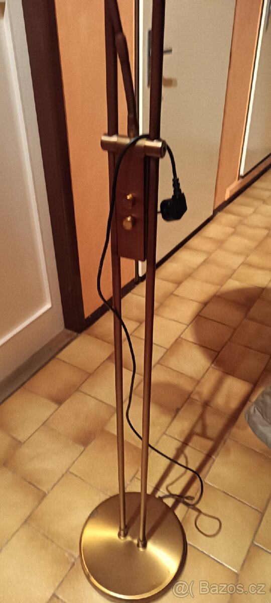 Stojací lampa stmívatelná - 2