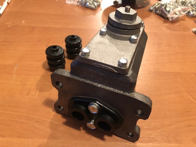 Uaz, Gaz, Aro predám hlavný brzdový valec - 2