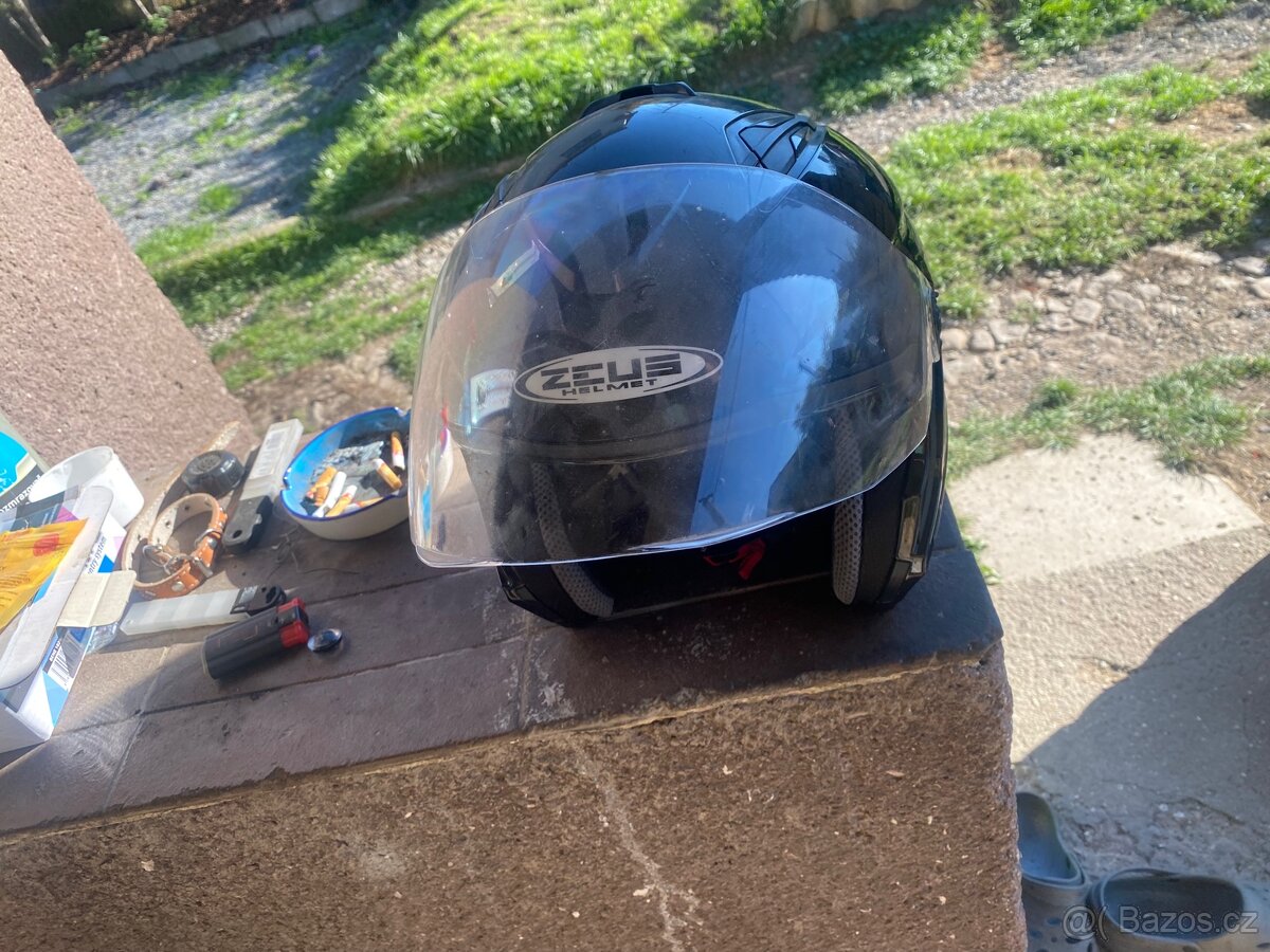 Přilba na motorku - 2