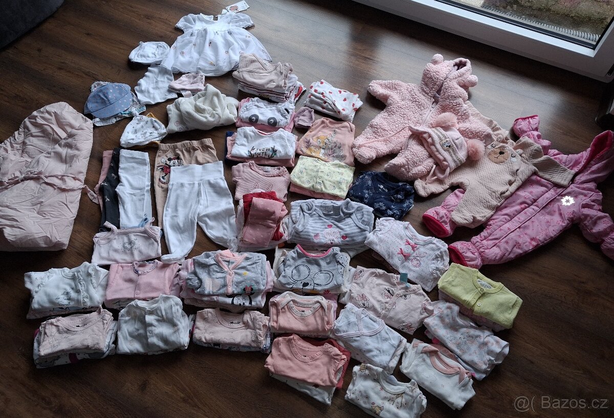 Holčičí oblečeni vel 56,62 a 68 - 2