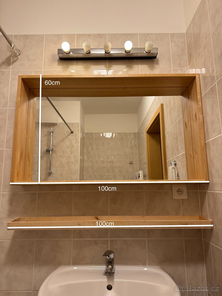 Zrcadlo s poličkou - 2