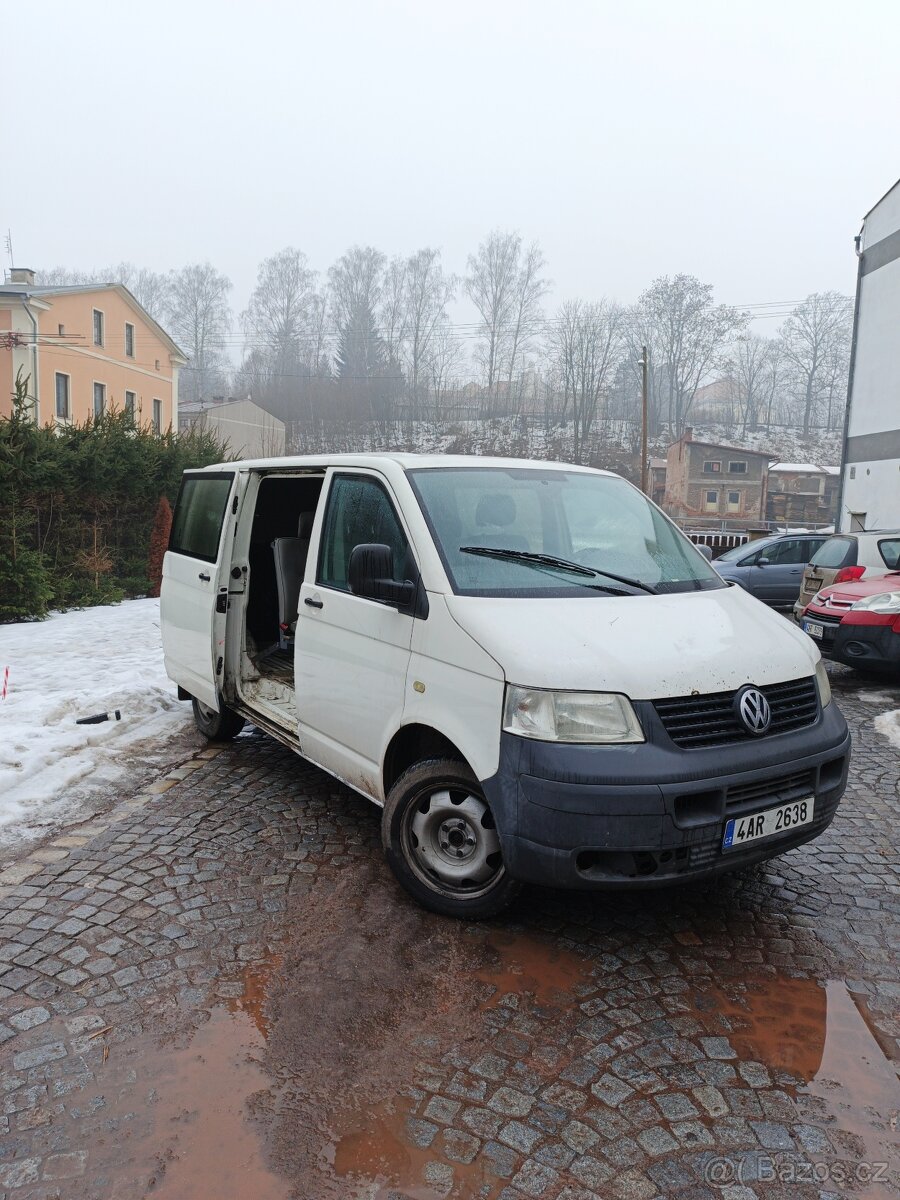 Volkswagen transporter T5 - 2