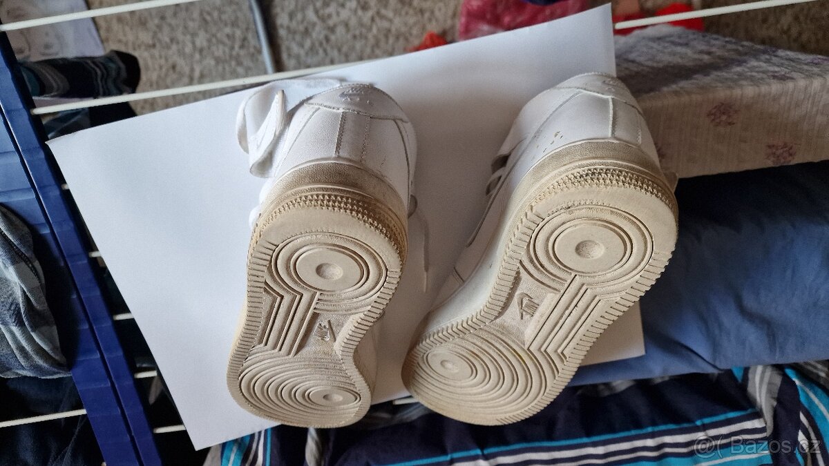 NIKE AIR FORCE 1 - 2