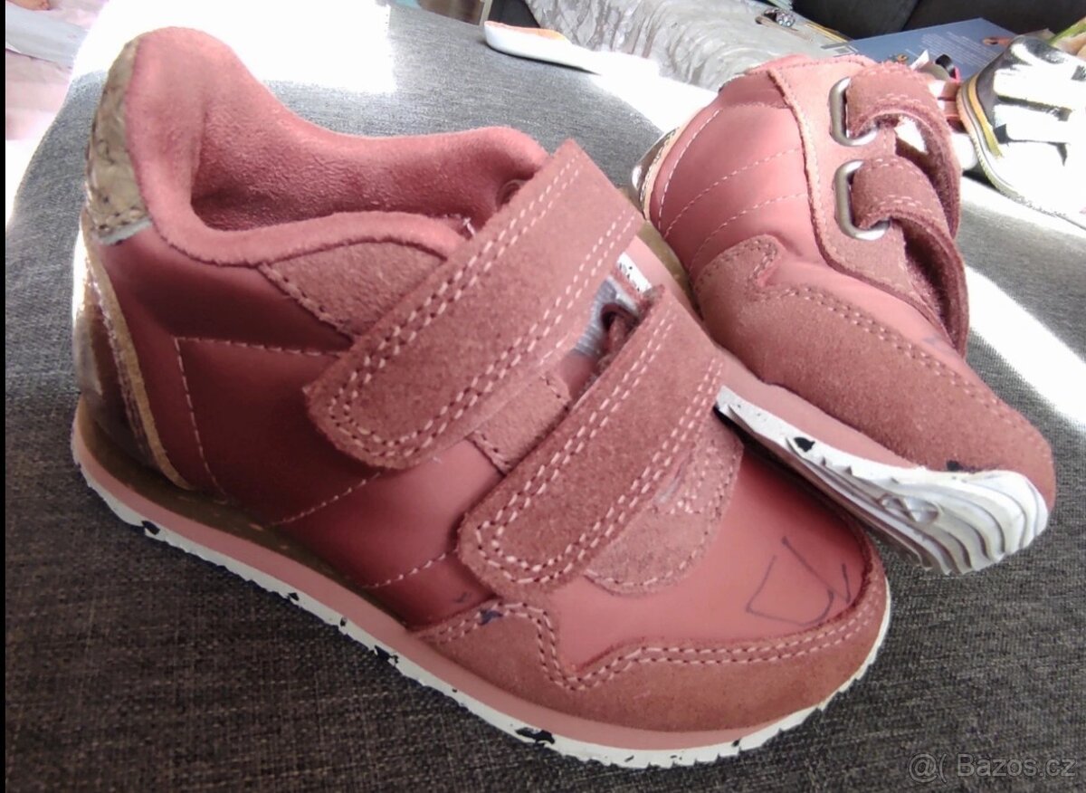 Dívčí tenisky na suchý zip. Woden - 2