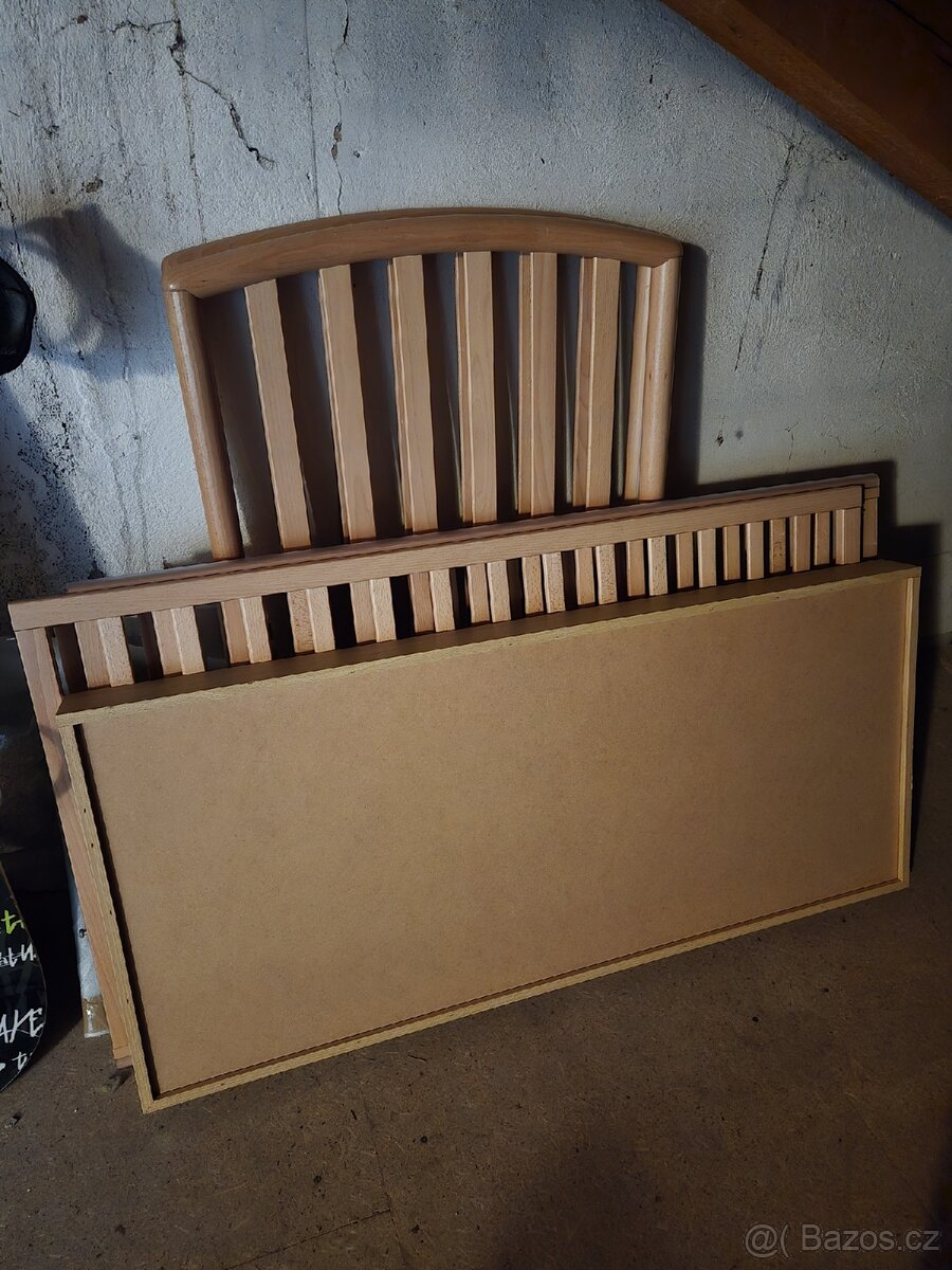 Dětská postýlka. - 2