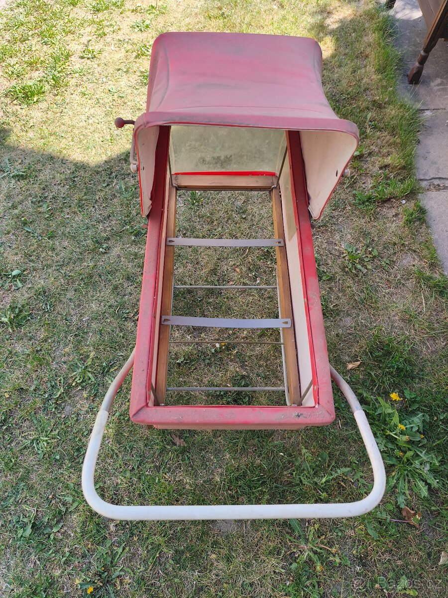Retro kočárek - 2