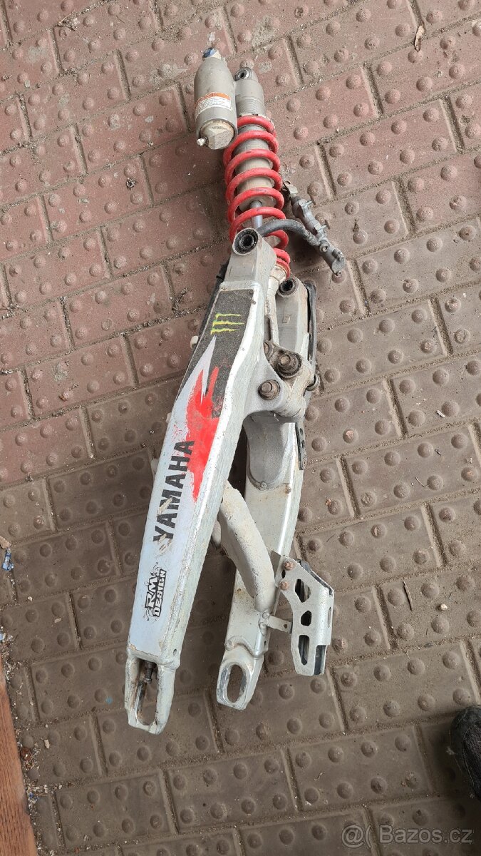 Yamaha yzf - 2