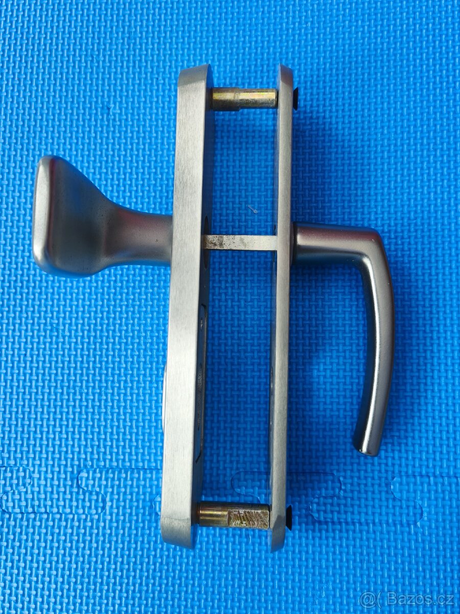 Bezpečnostní kování - 2