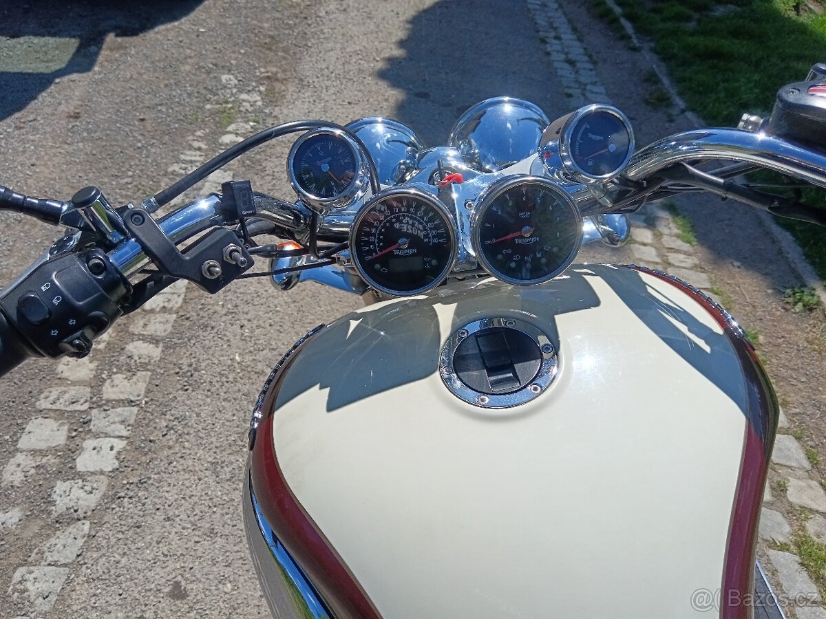 Triumph rocket III classic 2007 - 2