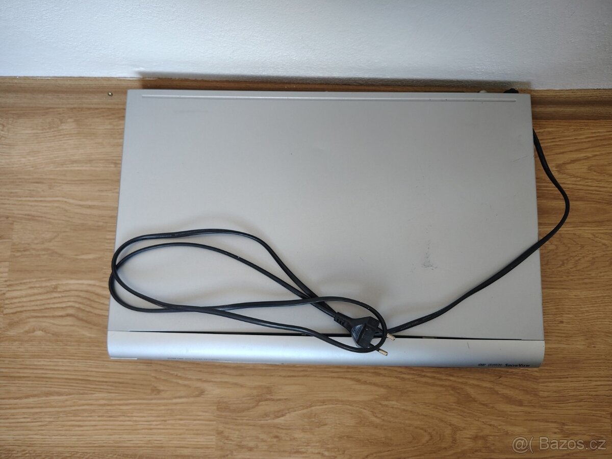 DVD přehrávač Phillips DVDR3305 - 2