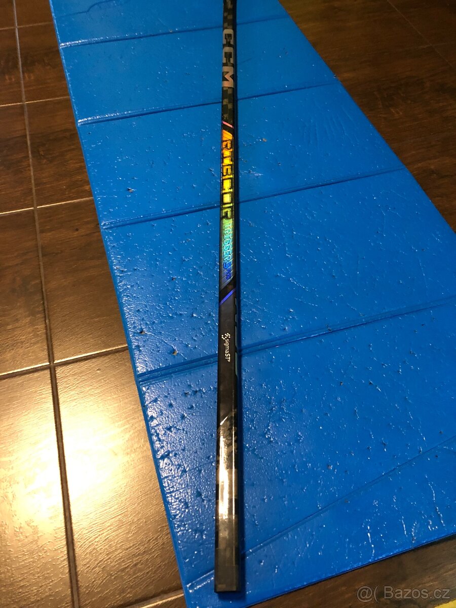 Hokejka ccm trigger 9pro - 2