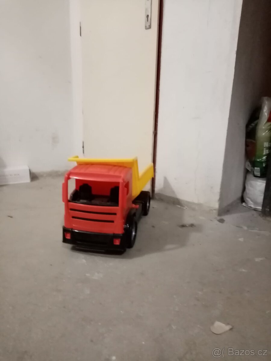 Nákladní auto - 2