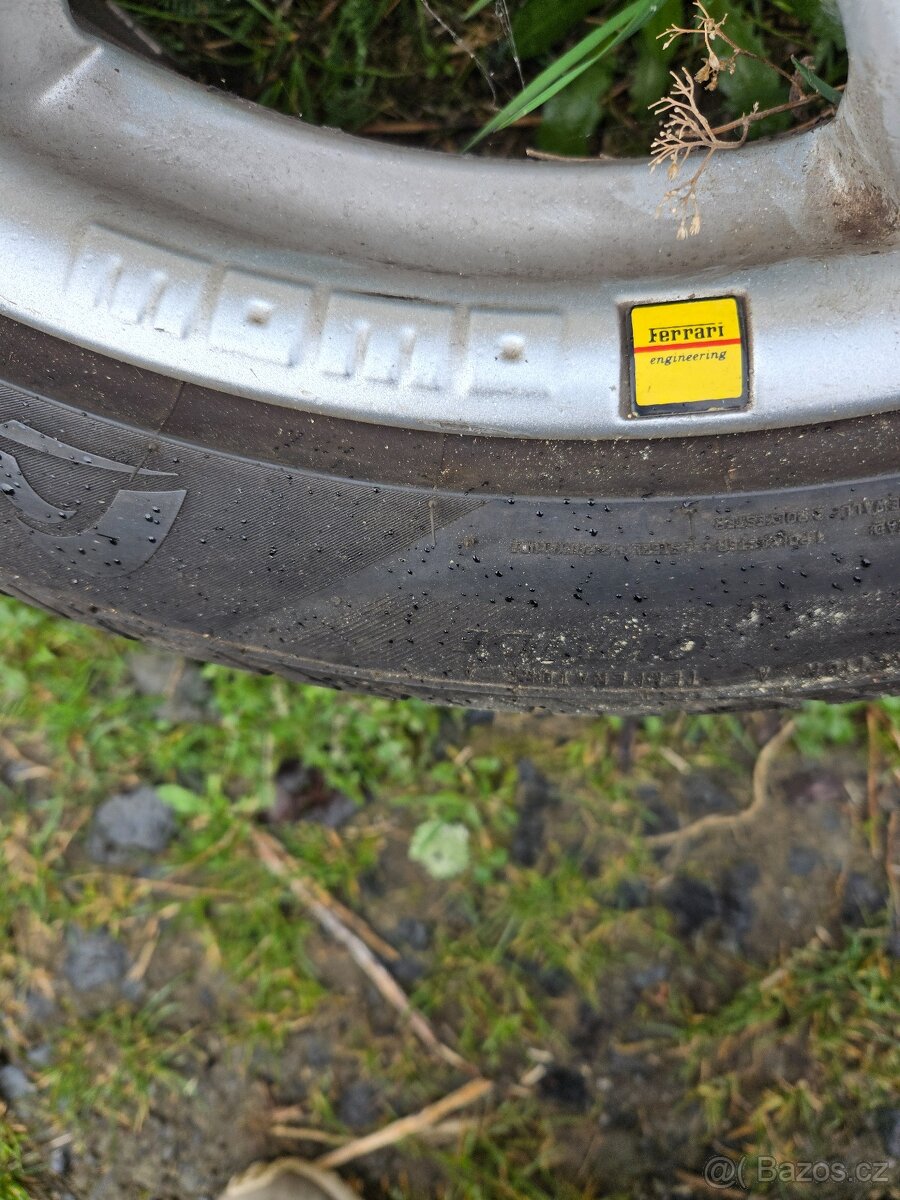 Momo, Ferrari design plaketky - 2