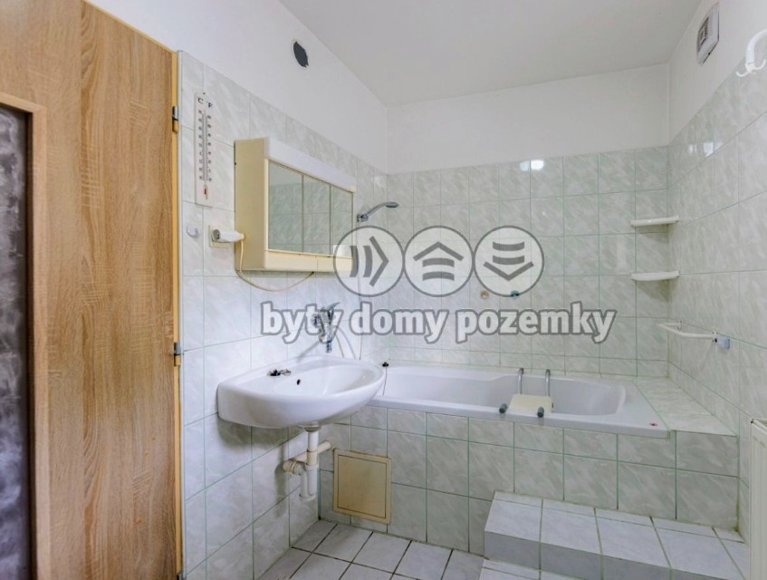 Prodám rodinný dům v Cheb-Podhrad - 2