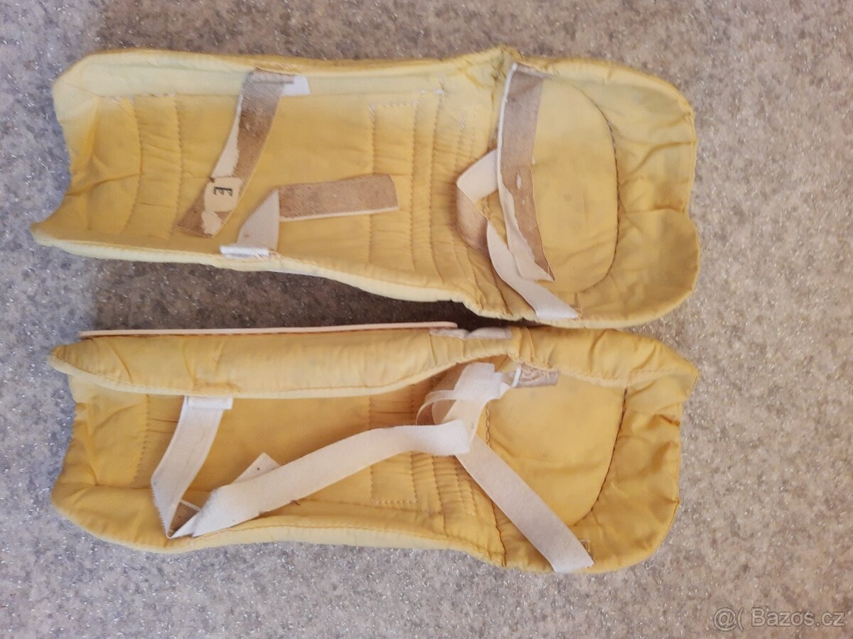 Dětské hokejové holeně - 2