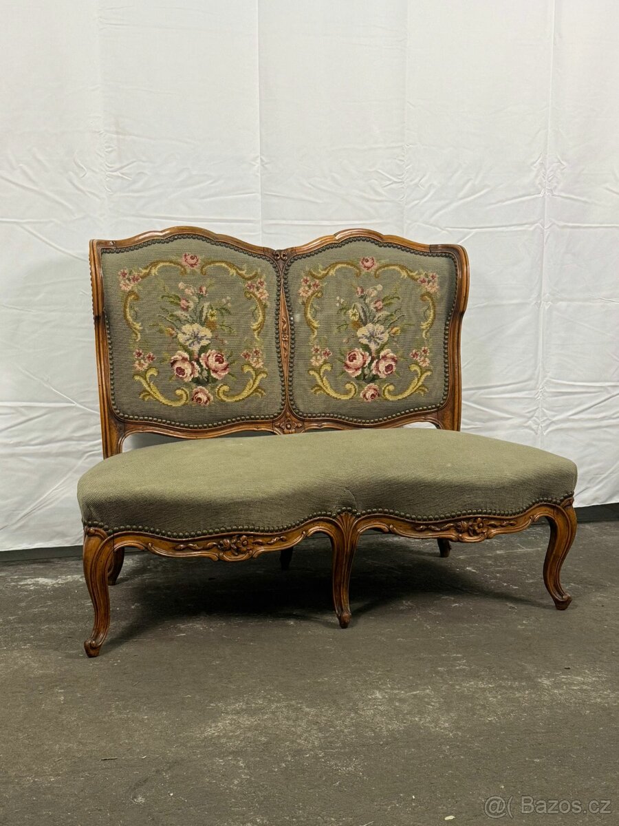 Starožitná sofa / loveseat s gobelínem (135024) - 2
