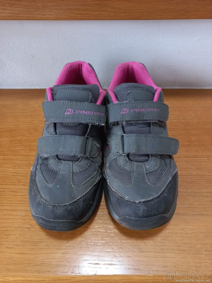 Trekové boty AlpinePro vel. 34 (stélka 22,8 cm) - 2