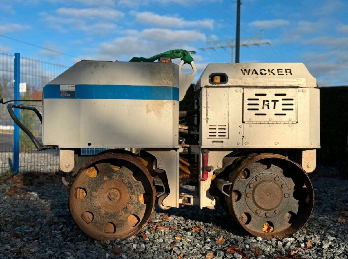 Prodám příkopový vibrační válec Wacker Neuson - 2