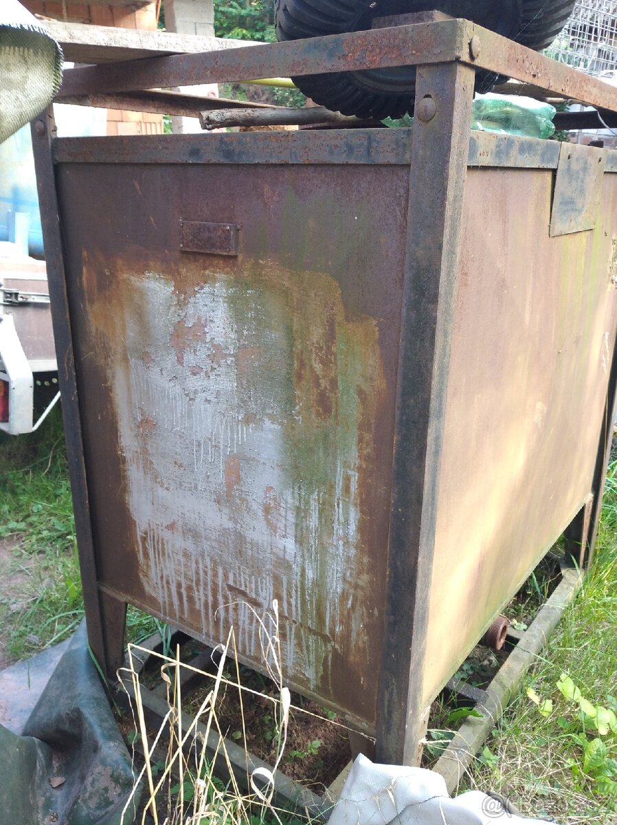 Nádrž po oleji - 2