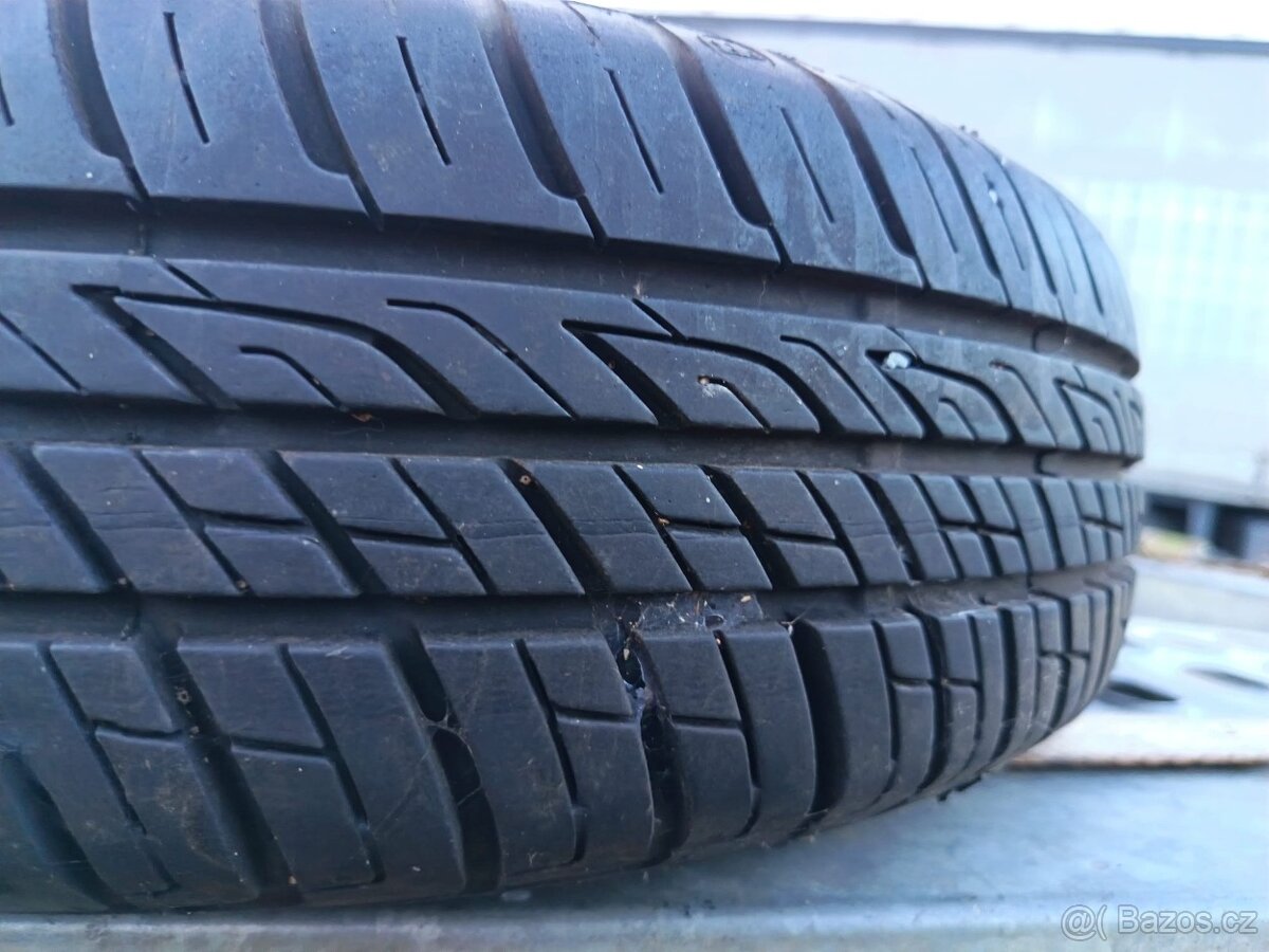 2 letní kola R13 4x100 Felicia, vozík atd... - 2