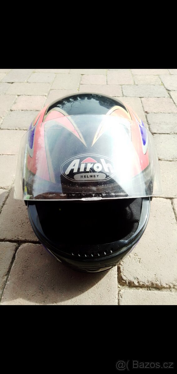 Velmi pěkná helma na motorku nebo skutr - 2