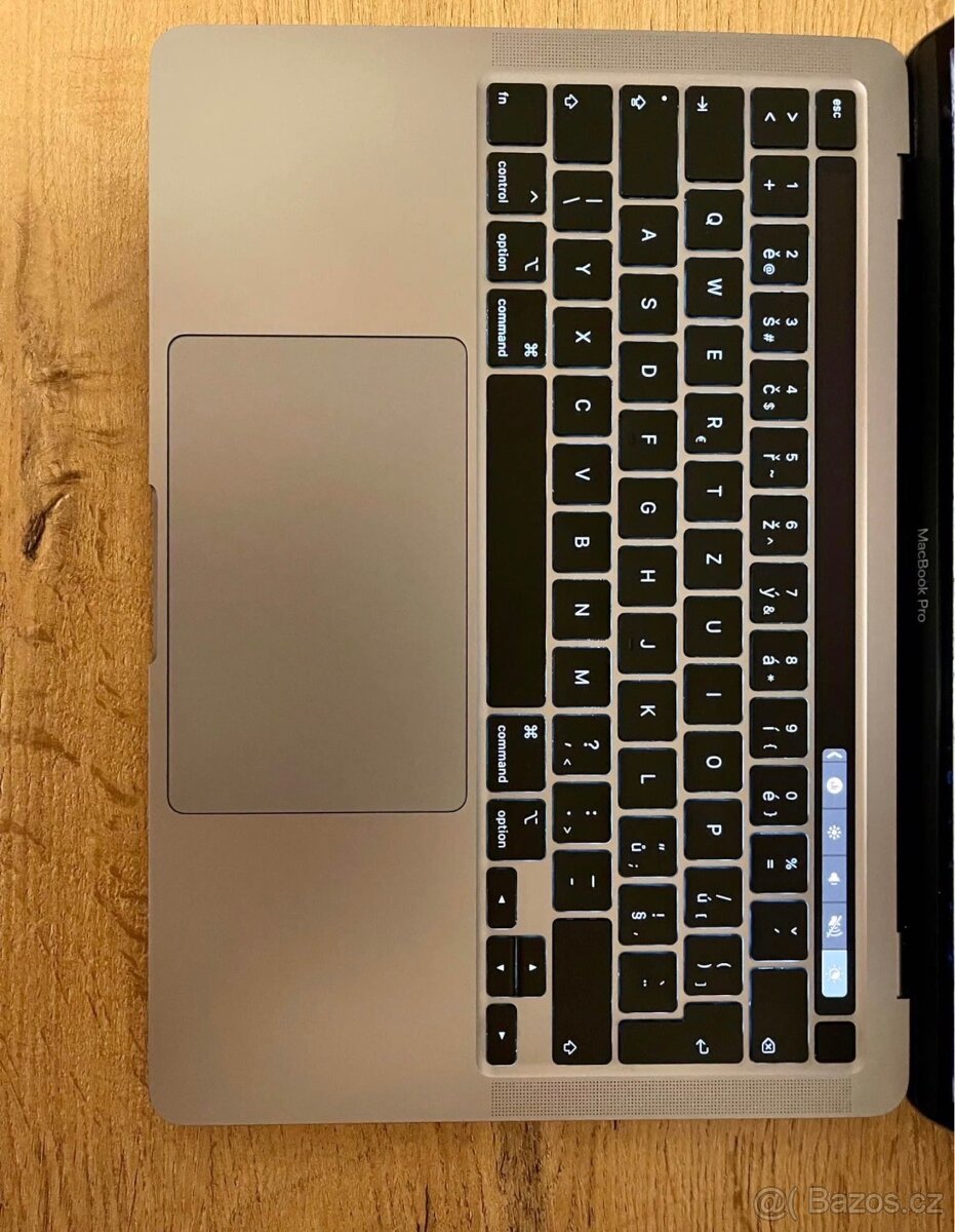 MacBook Pro 13,3’ model 2020 s Touchbarem 256gb - 2