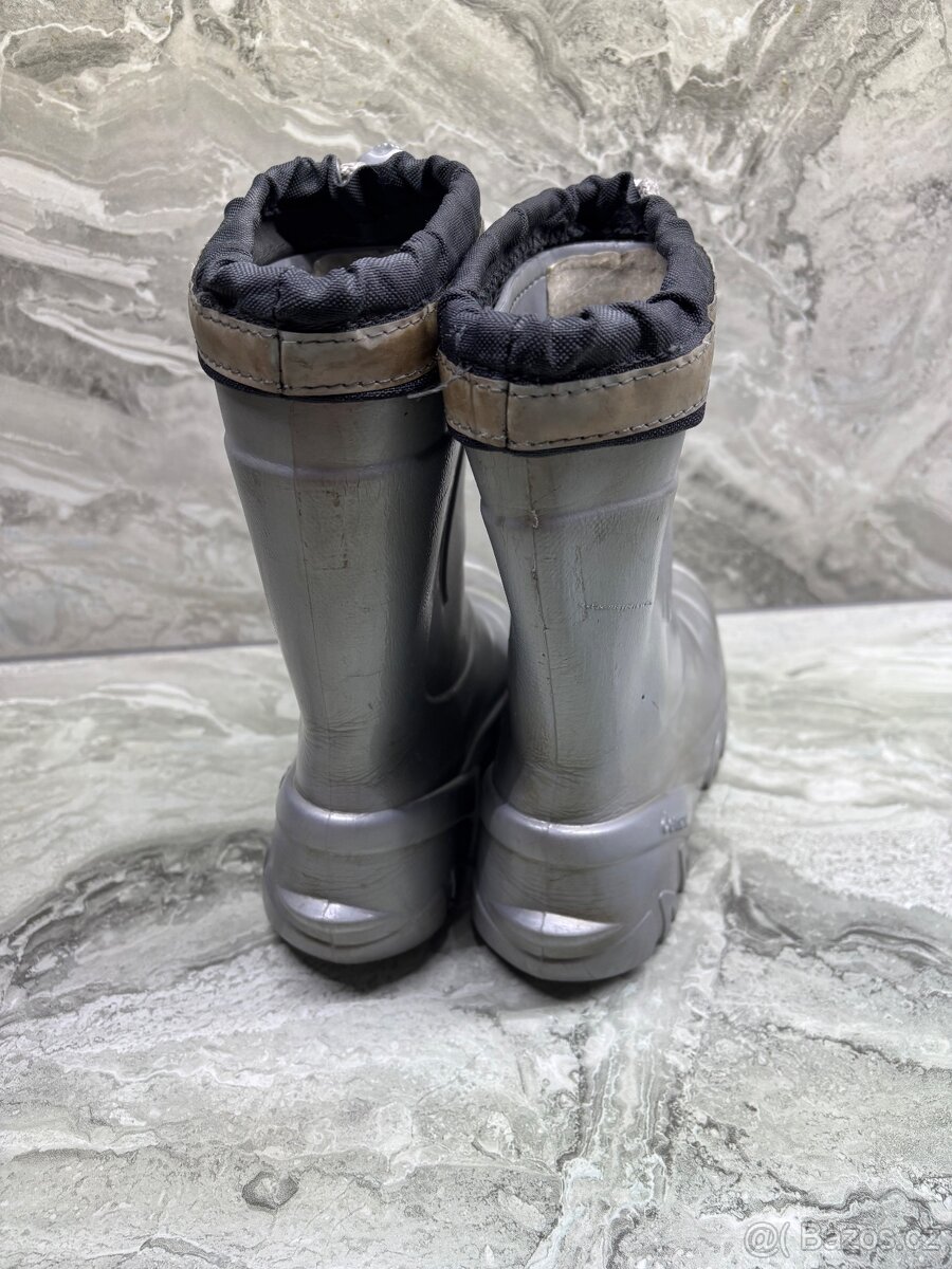 Holiny Demar 32/33 - 2