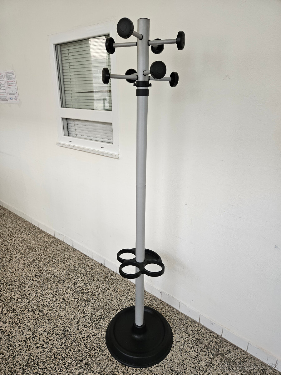 STOJANOVÝ VĚŠÁK - 2