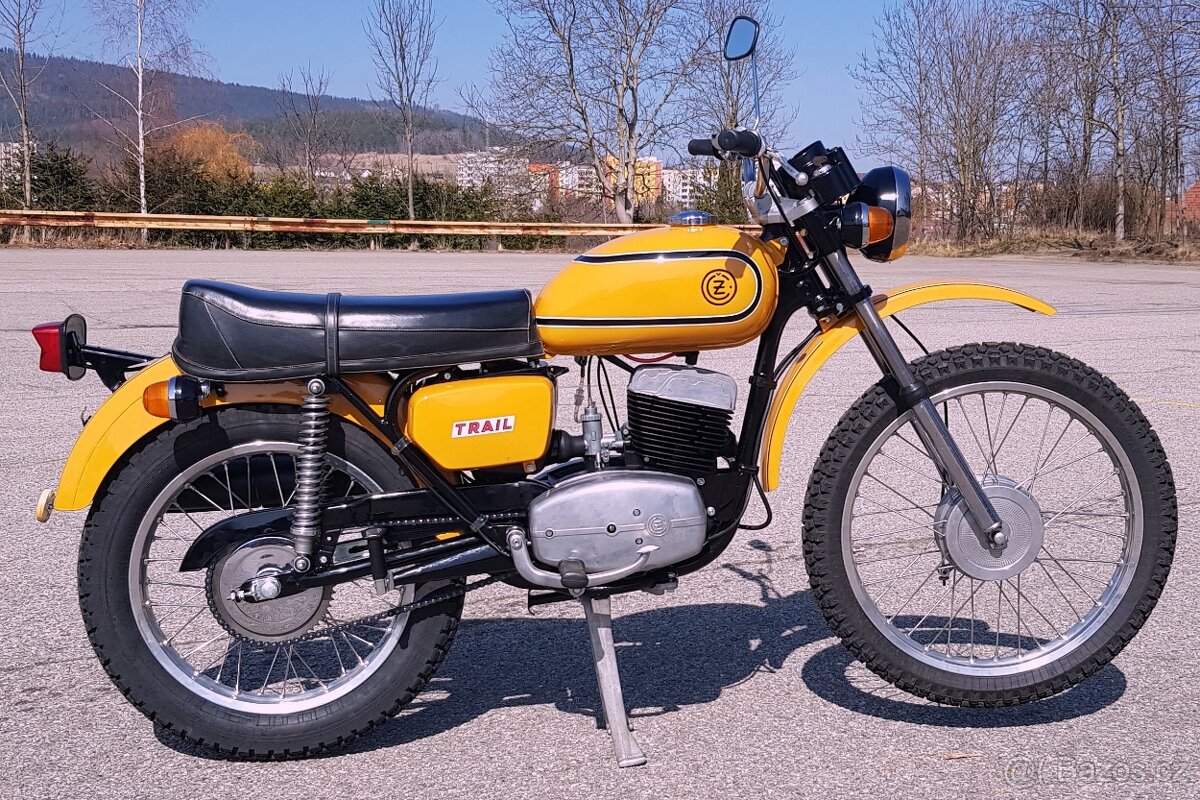 ČZ 125 Trail typ 481.05 r.v.1976 - 1 z 770 vyrobených kusů - 2