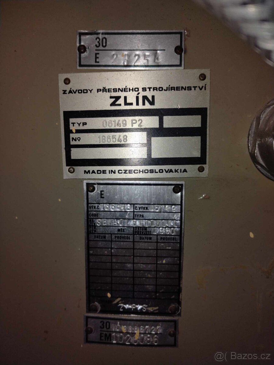 Vysekávací lis - 2