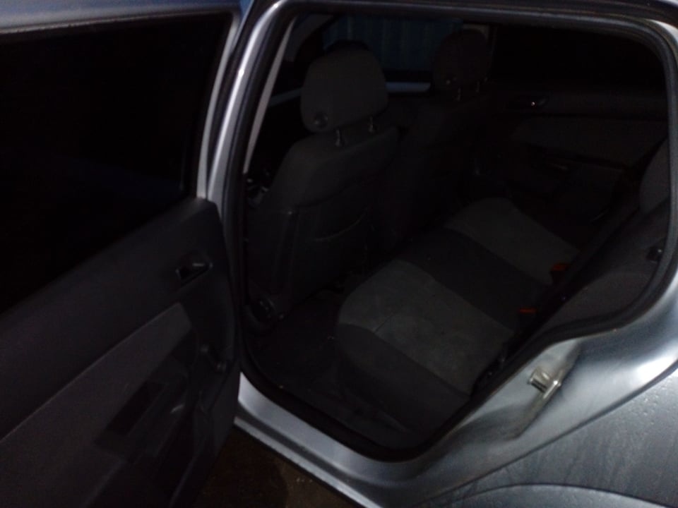 Opel Astra H 1,7cdti 59kw náhradní díly - 2