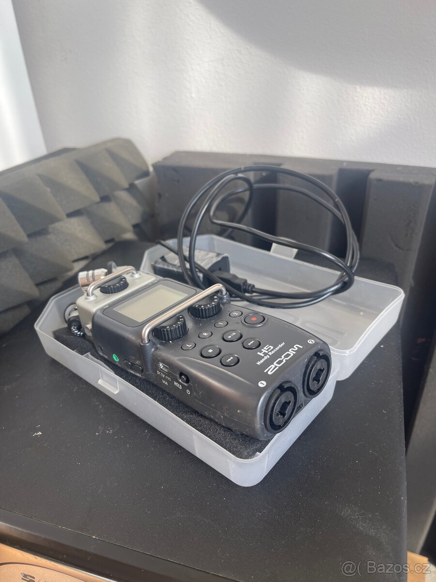 Zoom H5 Handy Recorder - 2