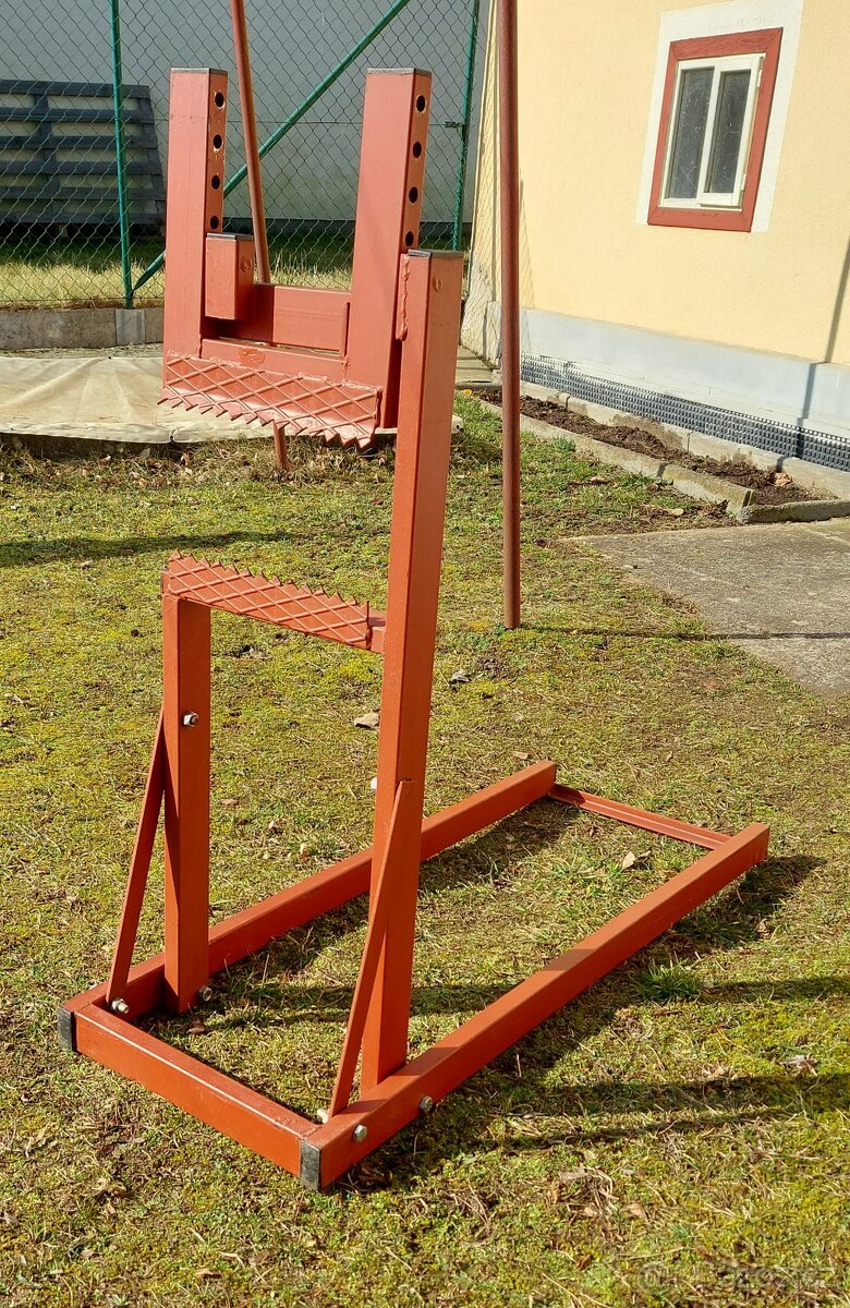 KOZA NA ŘEZÁNÍ DŘEVA SAMOSVORNÁ - 2