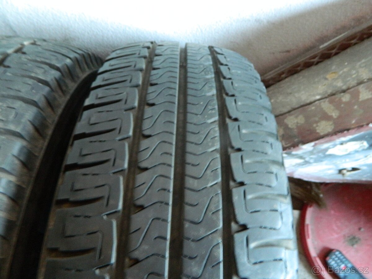 215/70 r15C109t 2ks letní - 2