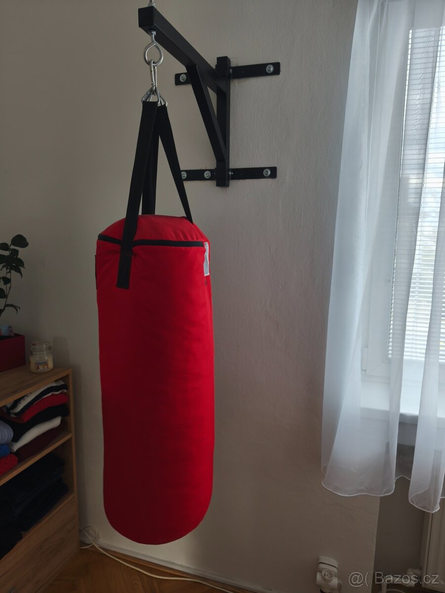 Boxovací pytel + konzole - 2
