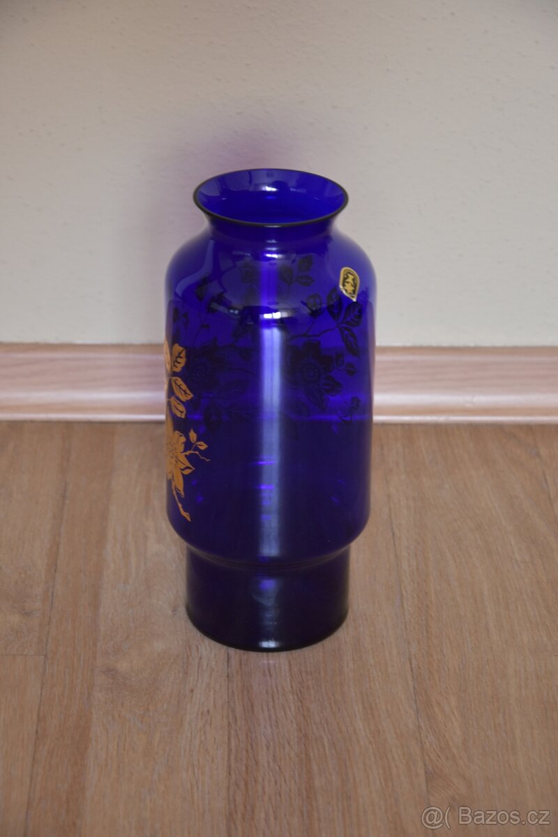 modrá váza - 2