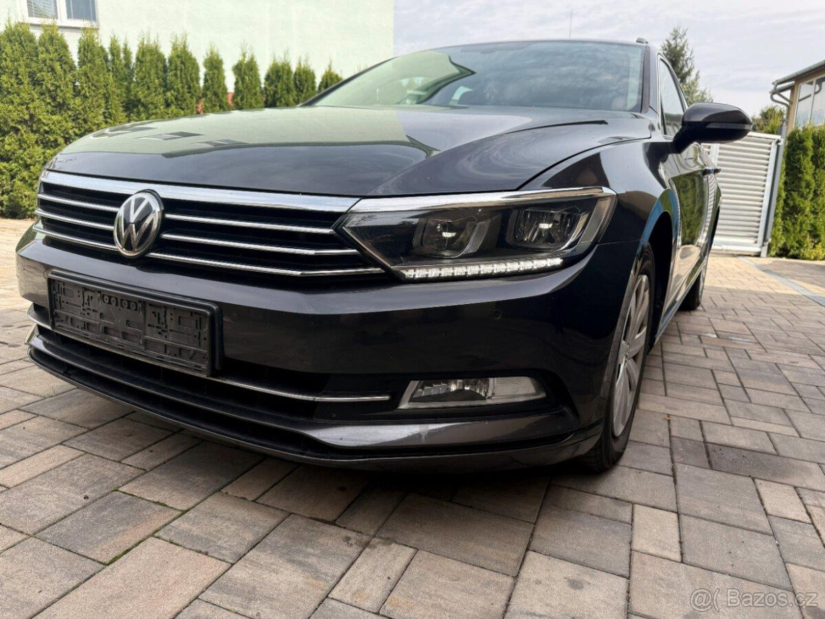 VW Passat B8 Variant 2.0 TDI 110 kW DSG - 2