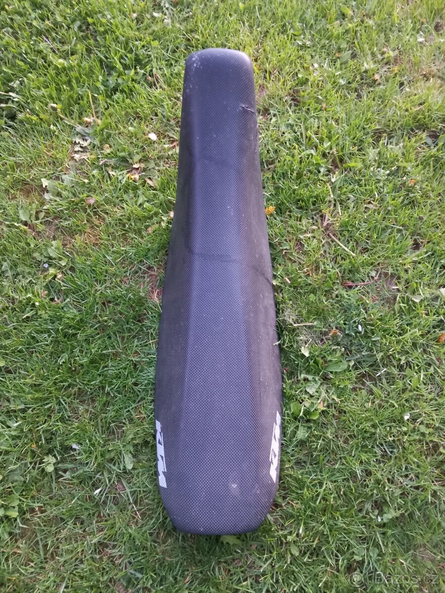 Ktm exc 2002 sedlo