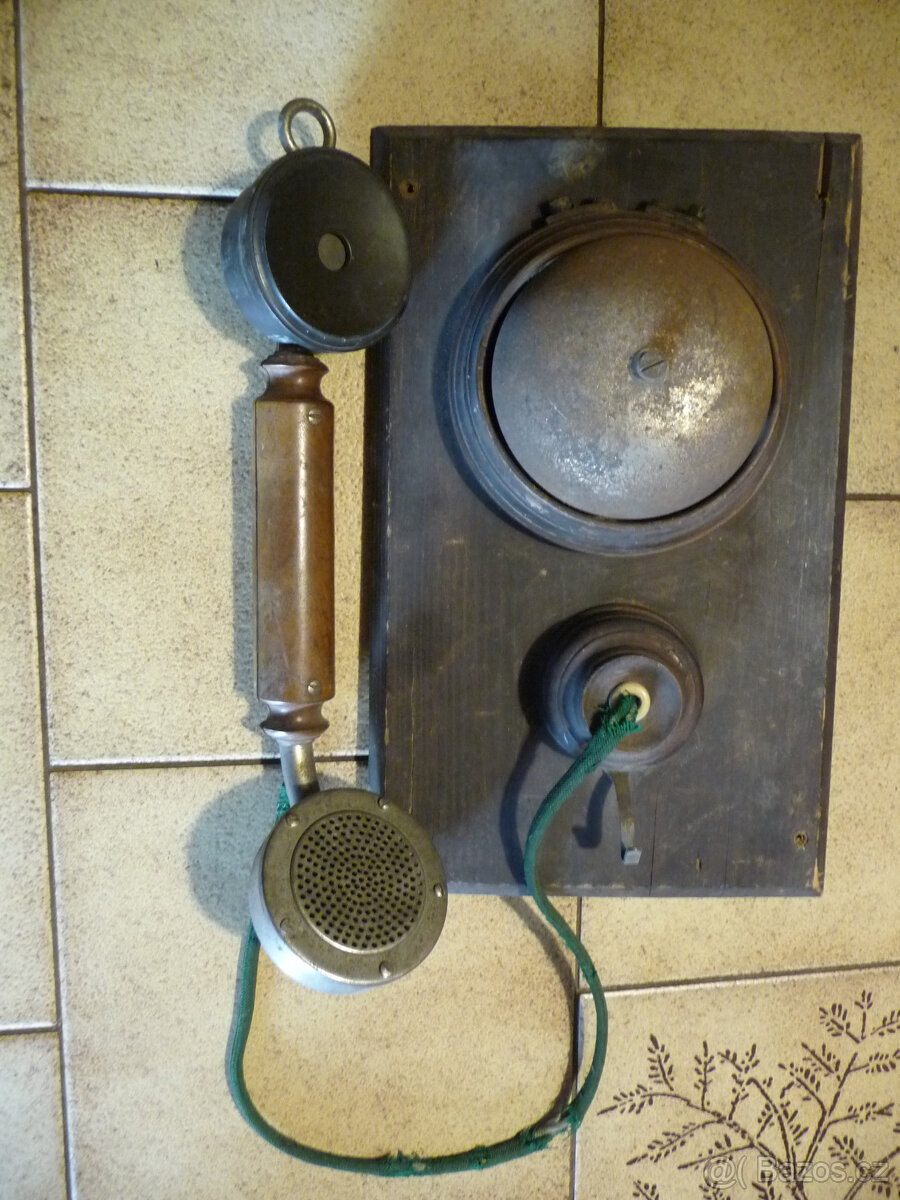 Starožitný nástěnný telefonní přístroj - 2