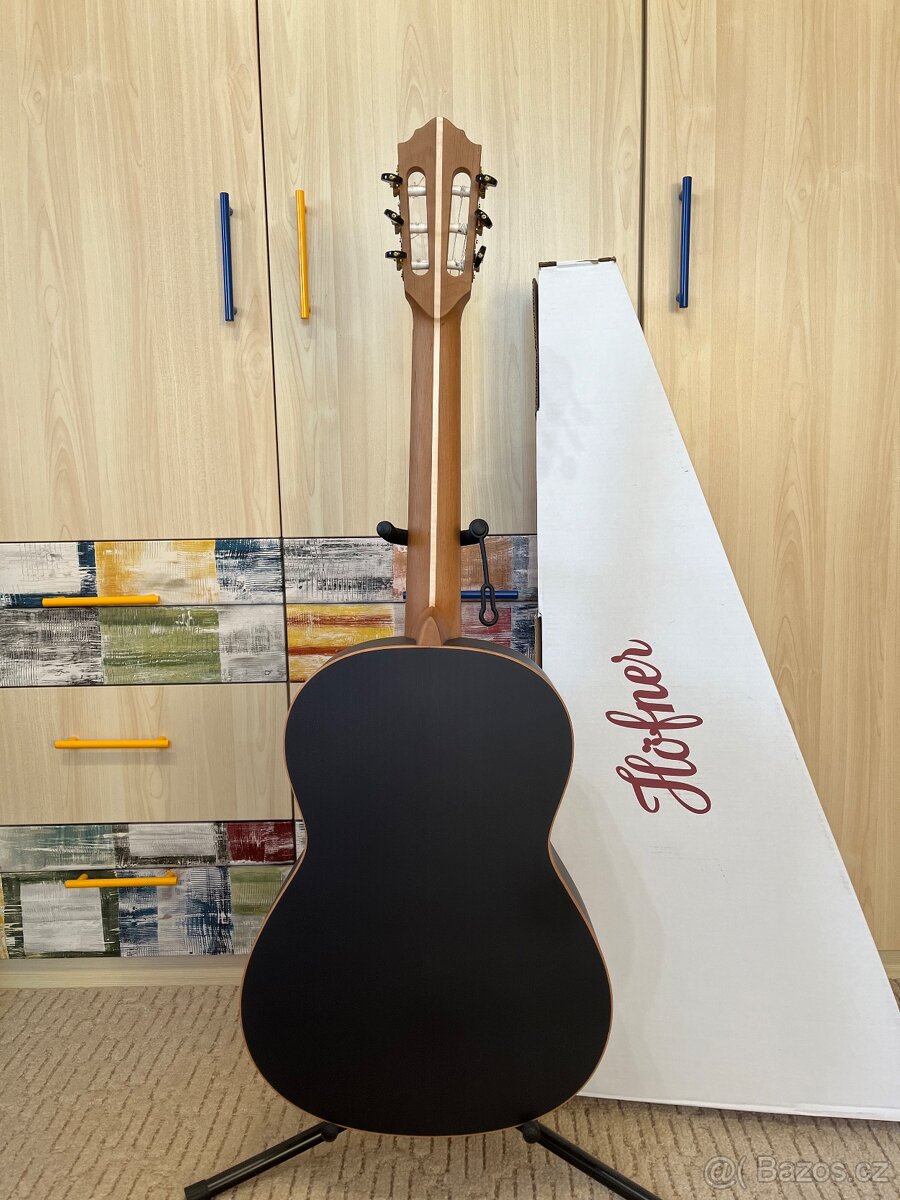 Kytara španělská Höfner - 2