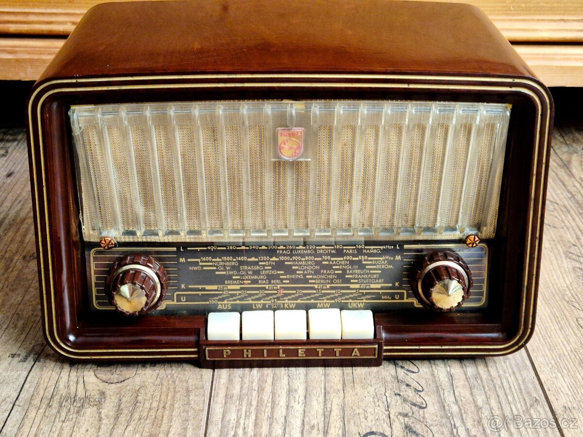 Staré rádio Philips Philetta B2D93U, 1959-60 - 2
