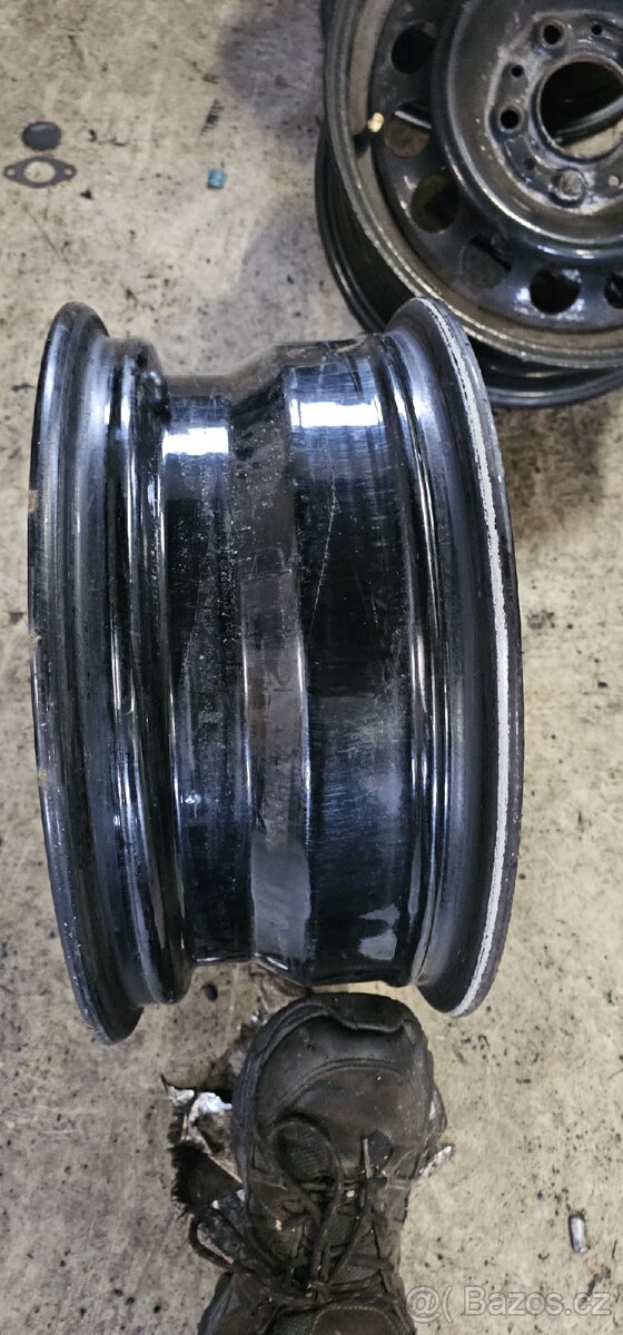 BMW Prodej plechové disky 15 - 2