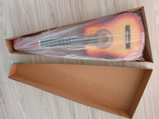 Dětská akustická kytara-žlutohnědá 78cm, cena: 950kč - 2