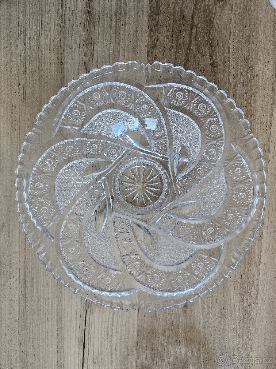 Mísa s broušeného skla - 2