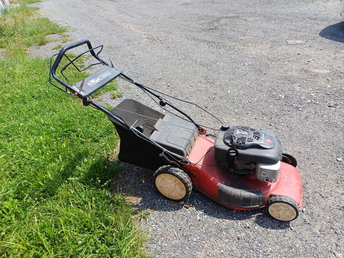 Sekačka Mega Evolution (Lamborghini LM700) - 2