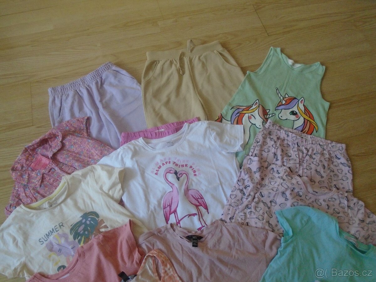 balíček oblečení vel. 140 na holku - 2